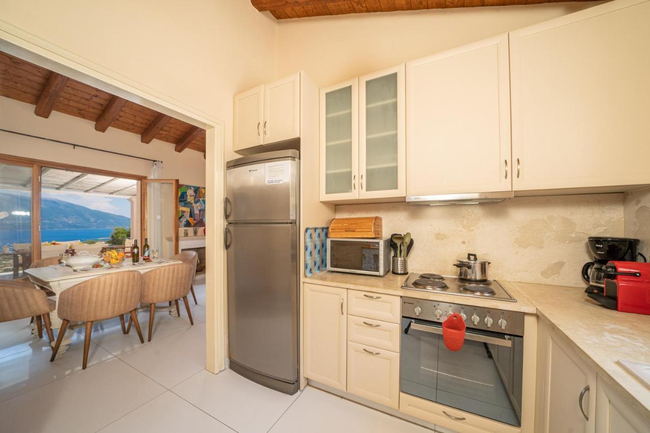 Vilă Helios Sea View & Private Pool Near Fiskardo
